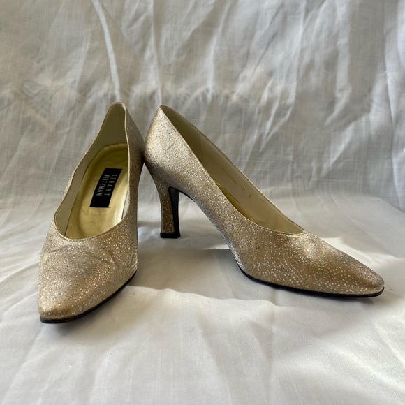 STUART WEITZMAN GOLD & SILVER HEELS - Picture 13 of 15